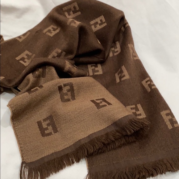Fendi scarf 🧣